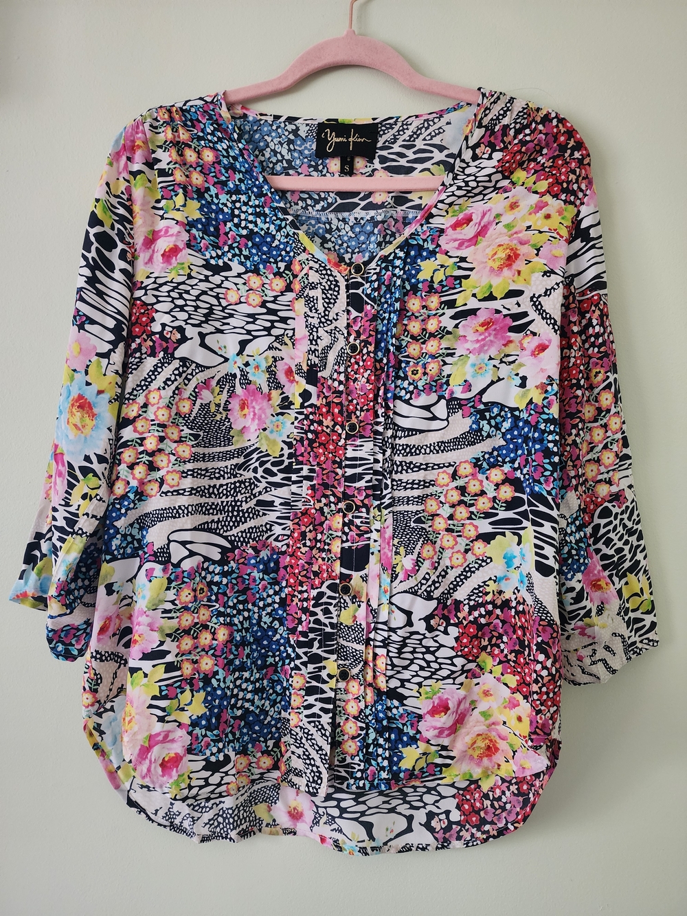Yumi Kim 100% Silk Multicolor Floral V-Neck Blouse